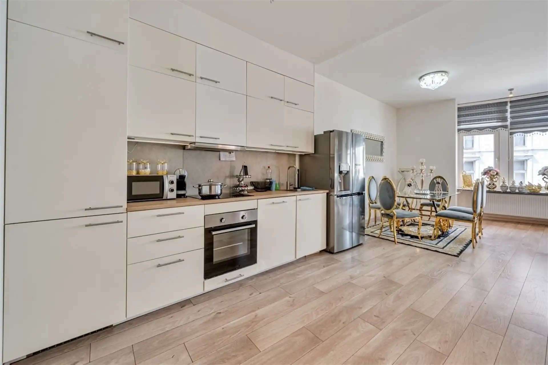Gerenoveerde opbrengsteigendom bestaande uit handelspand en 3 appartementen foto 3