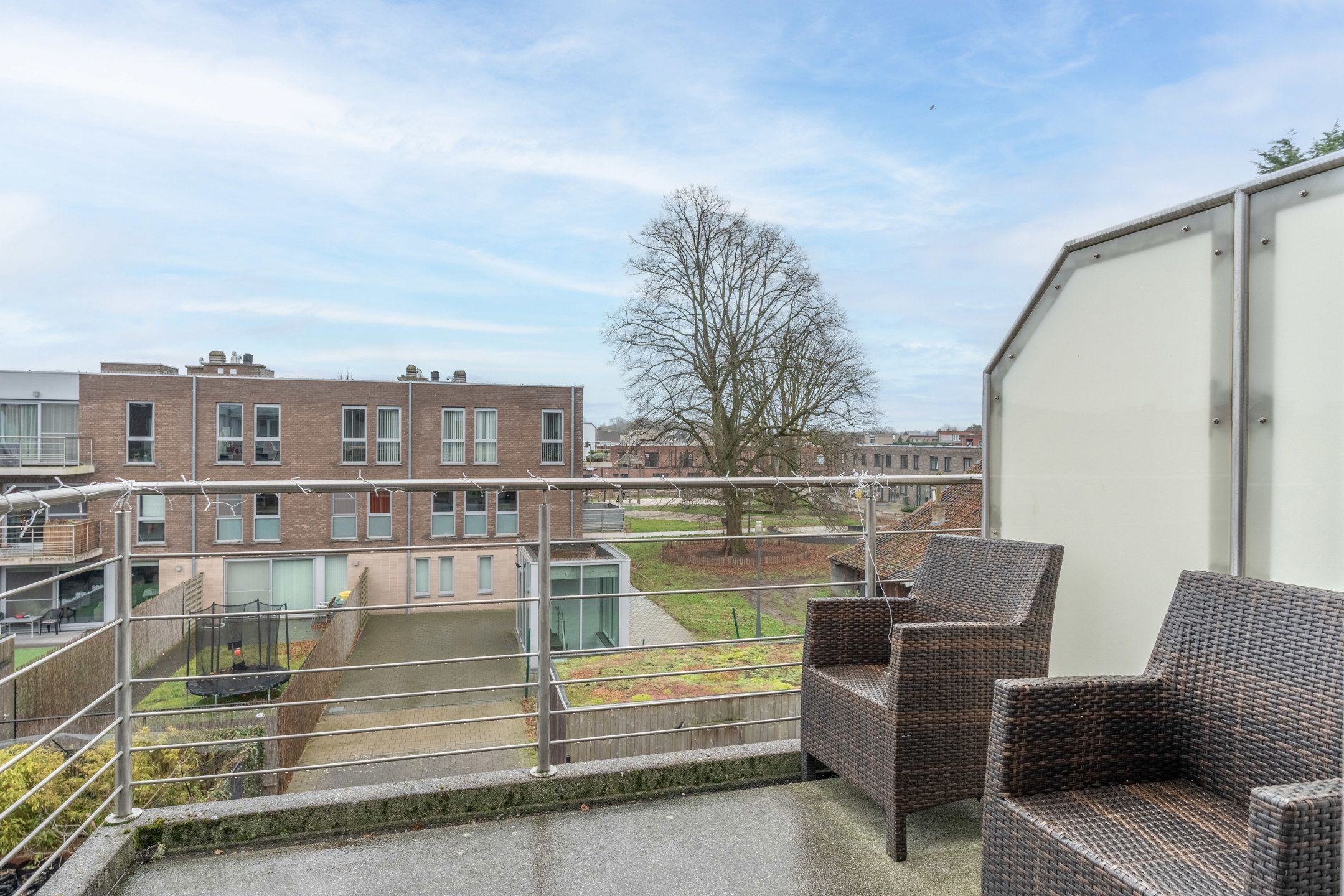 Modern 2slpk appartement met terras te Turnhout. foto 5