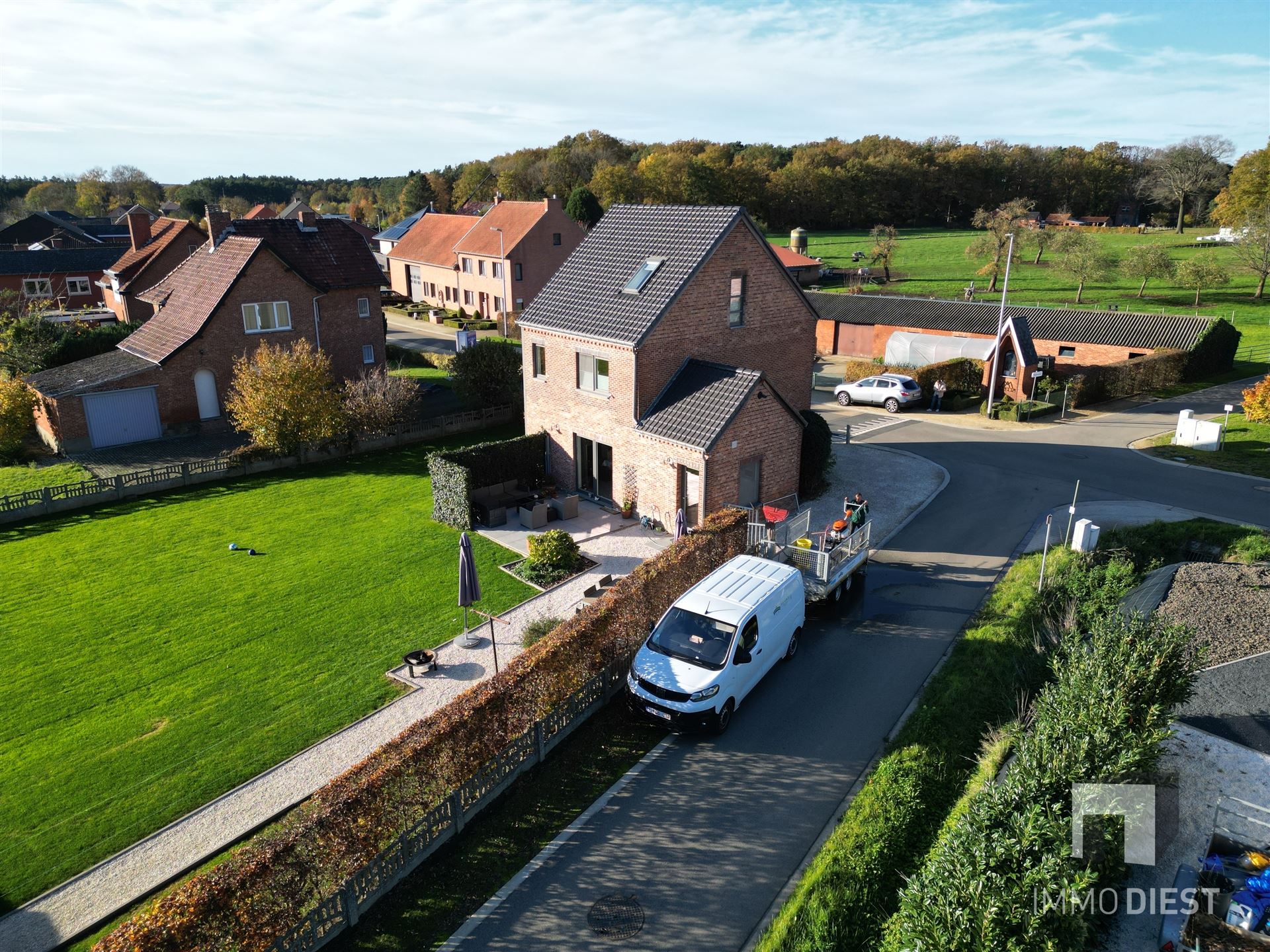 Instapklare woning met 3 slaapkamers en zonnige tuin foto 28