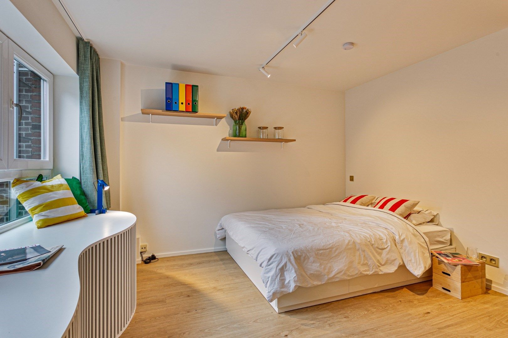 Volledig bemeubelde luxe studio in centrum Leuven - opp. 34m² - EPC 190 kWh/m² foto 9