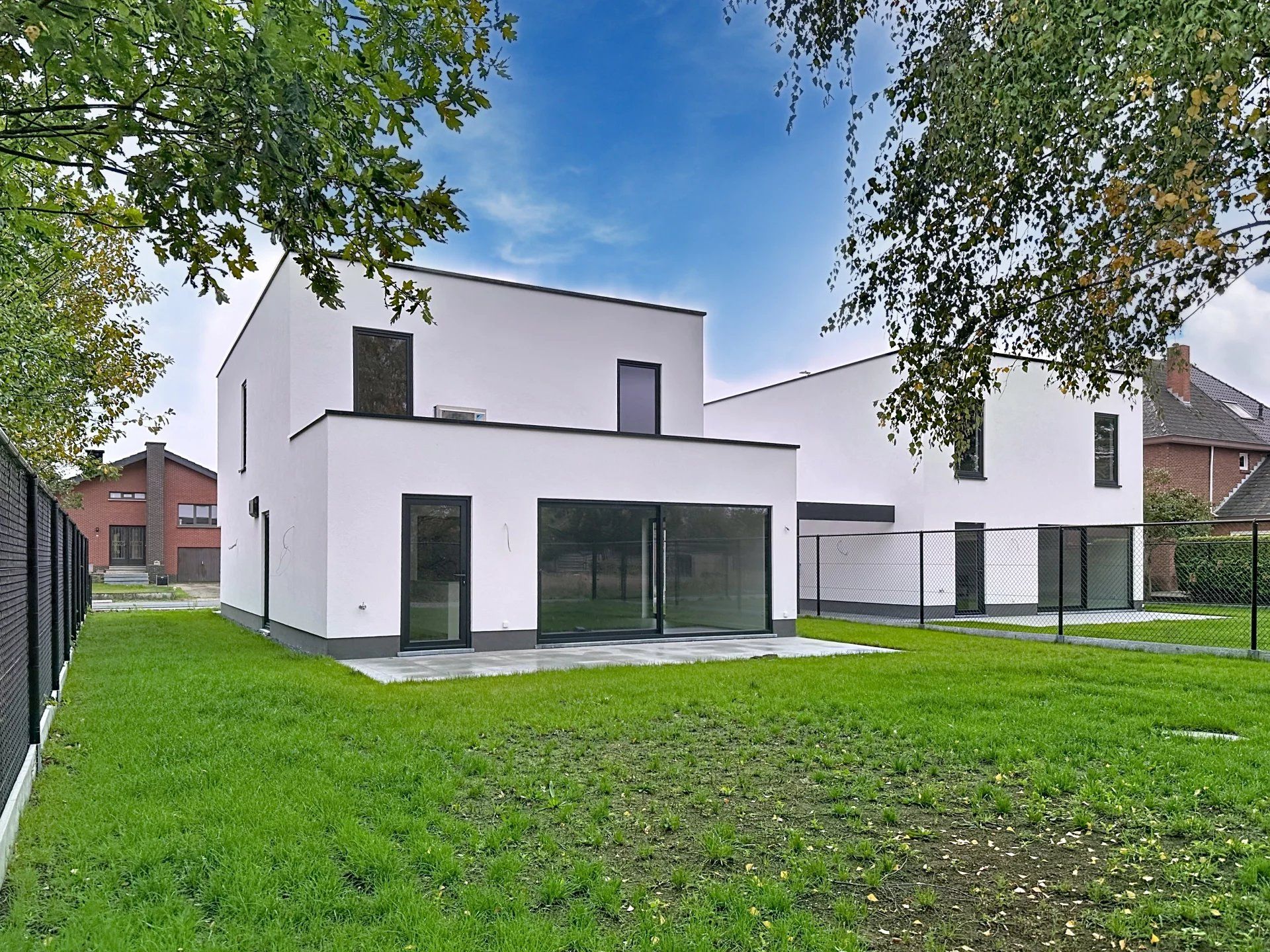 Moderne BEN-woning met 3 slaapkamers en een inpandige garage op een mooi perceel. foto 25