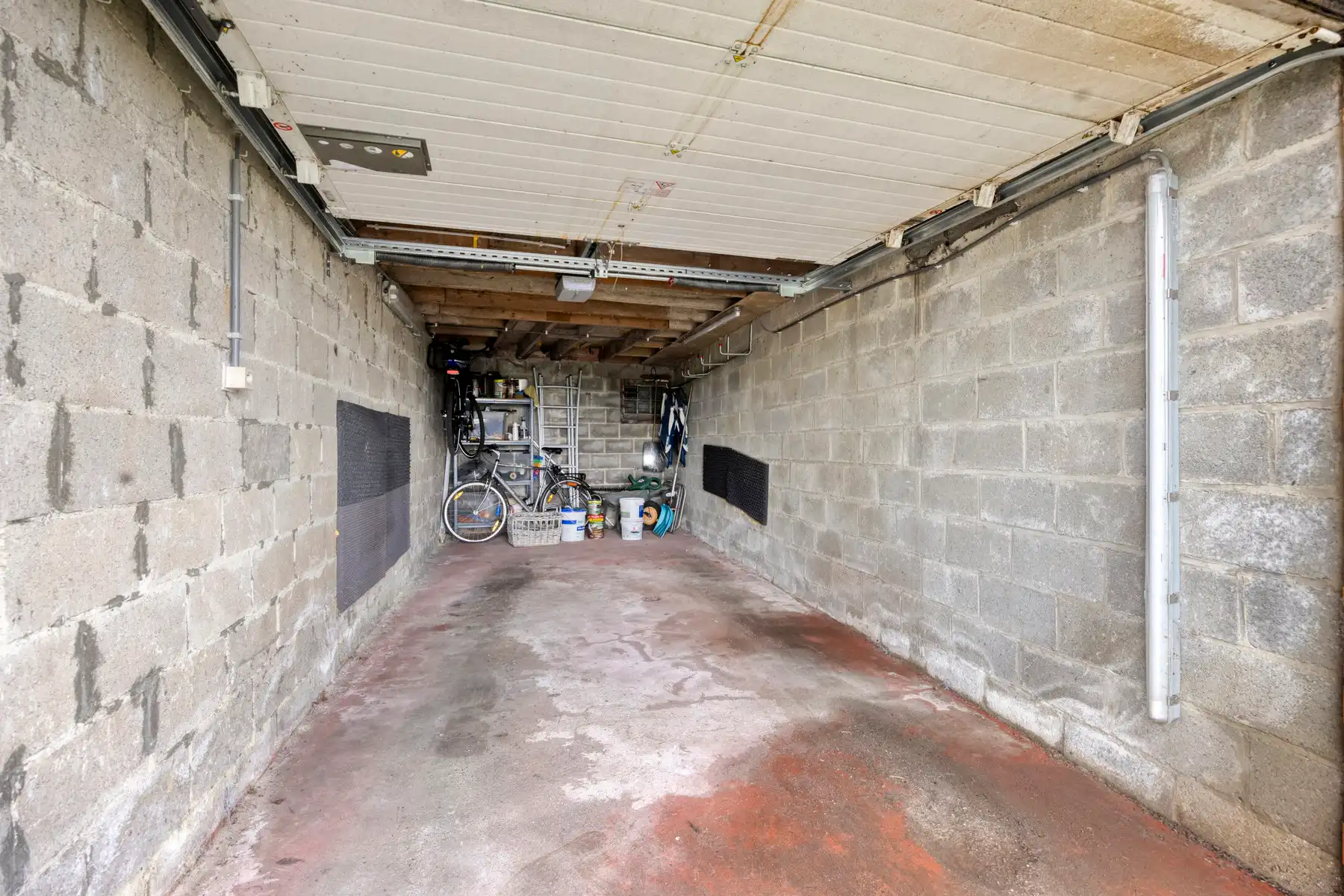 Zeer ruim appartement(3slpks) met 2 garages + zolder + tuin  foto 23