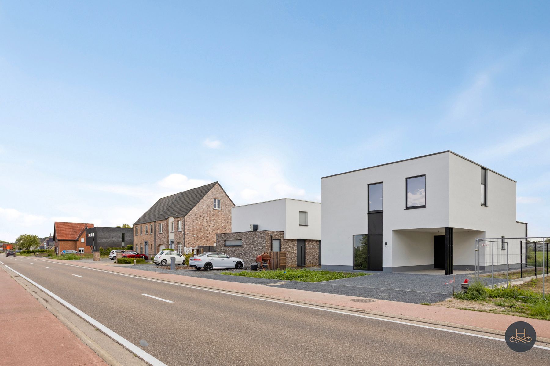Hoogwaardig afgewerkte nieuwbouw villa met open zicht foto 2