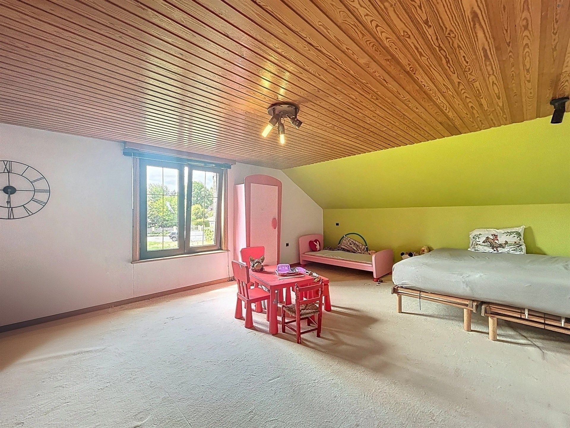 Rustig gelegen woning met (paarden)weide op perceel van 6760 m² foto 16