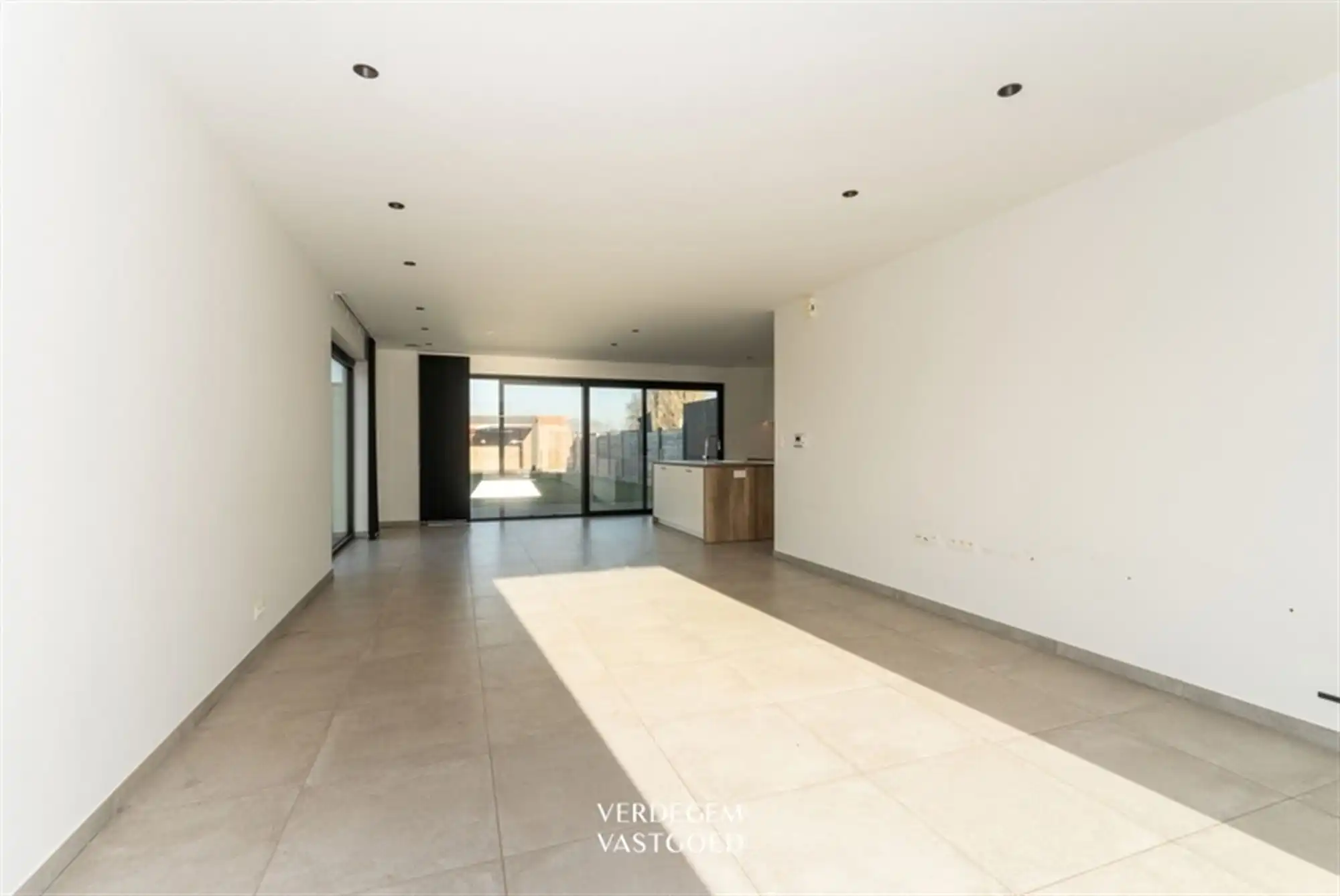 Knappe nieuwbouwwoning met 3 slaapkamers en weidse zichten foto 7