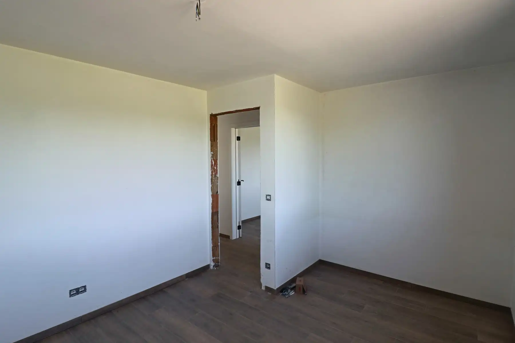 Energiezuinige nieuwbouwwoning met 4 slaapkamers, terras tuin en carport. foto 15