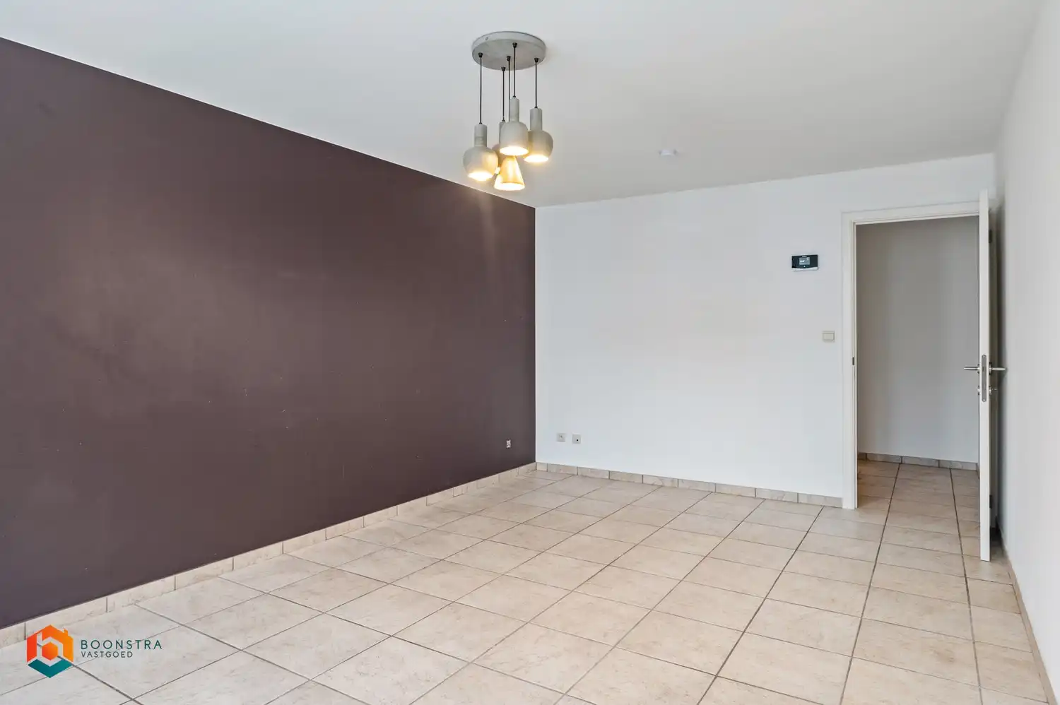 Instapklare rijwoning in centrum Heist foto 9