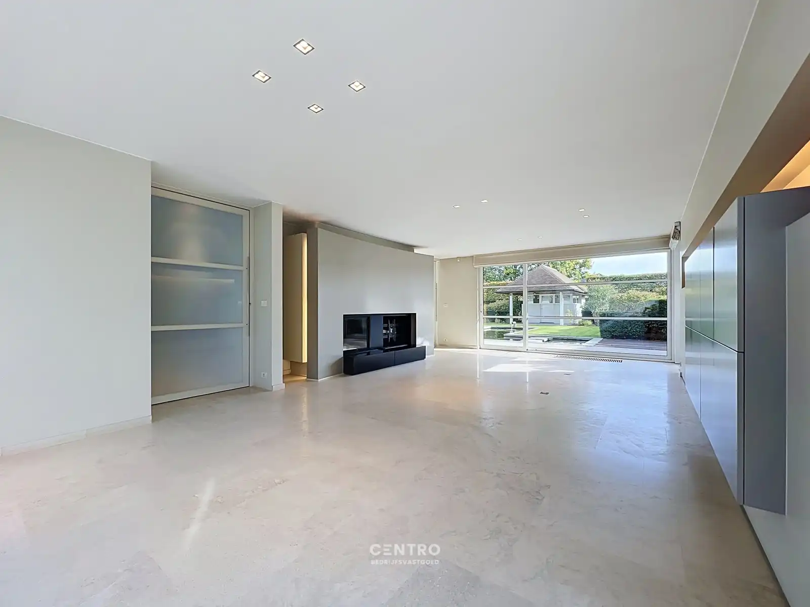 EXCLUSIEVE VILLA MET RUIME KANTOORVLEUGEL OP 1.191 M² – LUXE, RUIMTE EN VEELZIJDIGHEID! foto 4