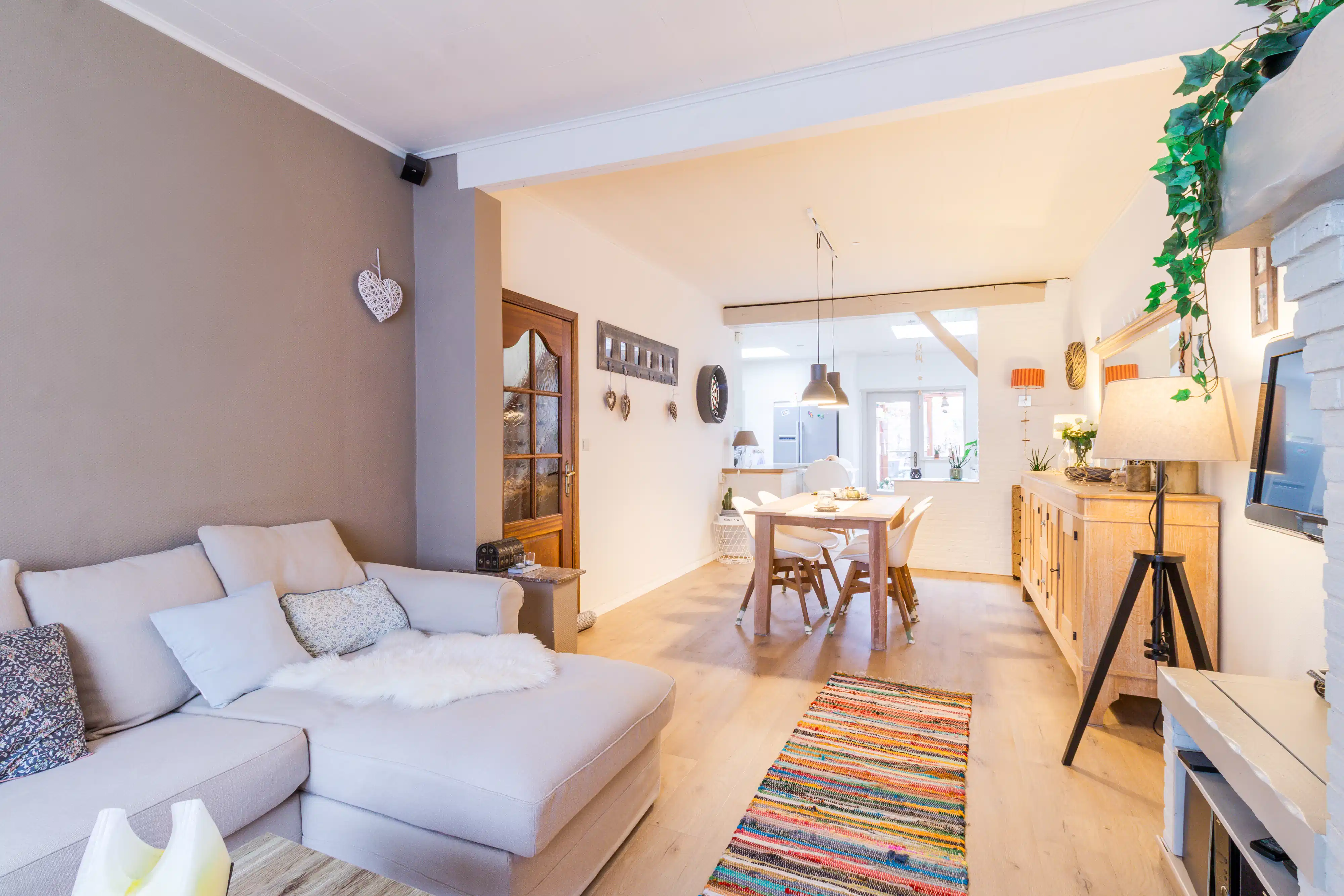 Gezellige woning met oprit en tuin op toplocatie in Schoten foto 3