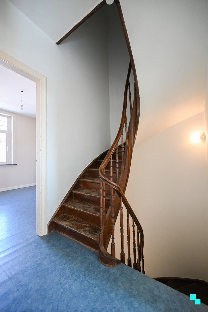 Karaktervolle charmewoning in hartje Izegem foto 26