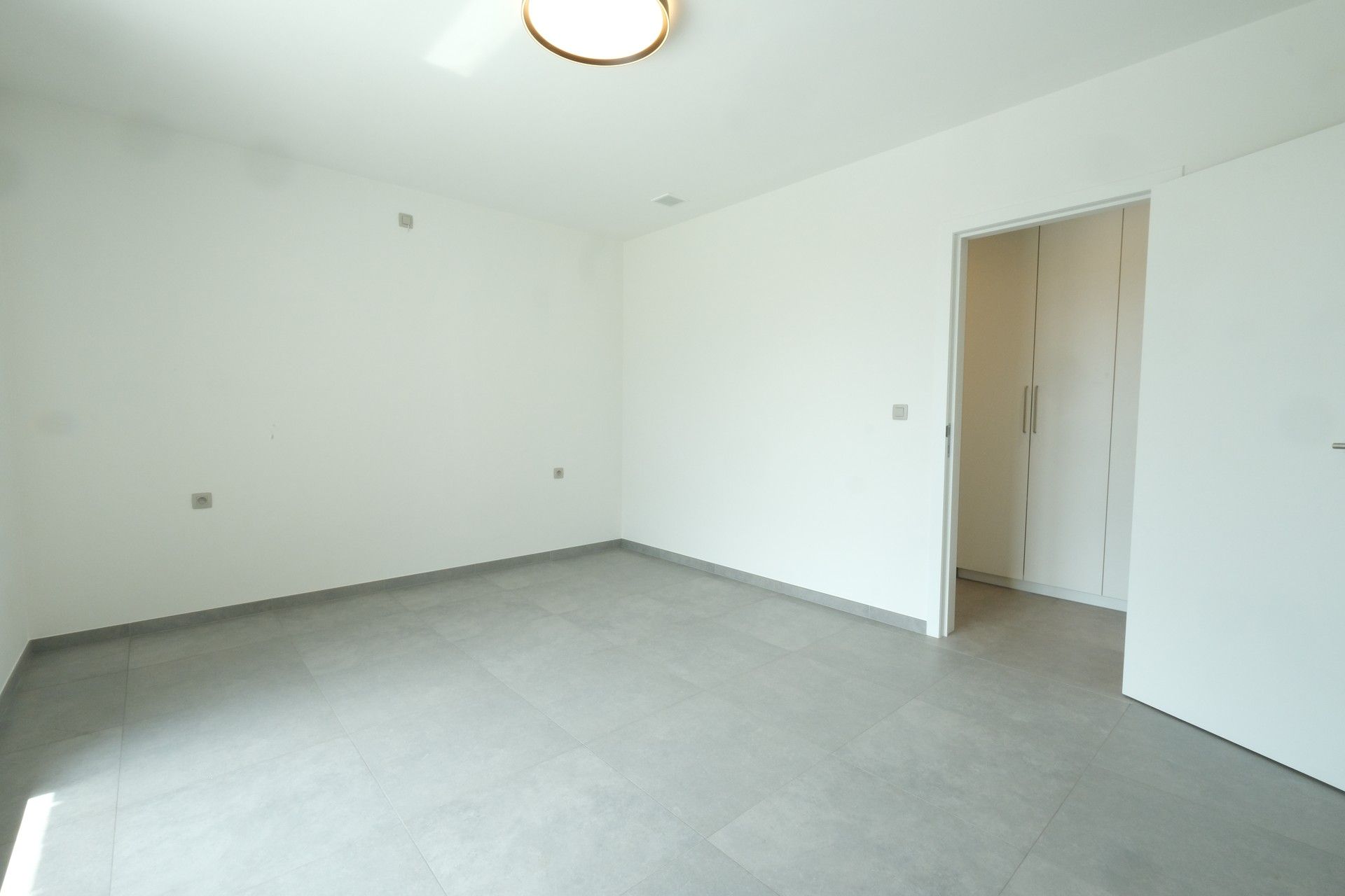 Nieuwbouw appartement op de eerste verdieping met luxueuze afwerking in Riemst. foto 21