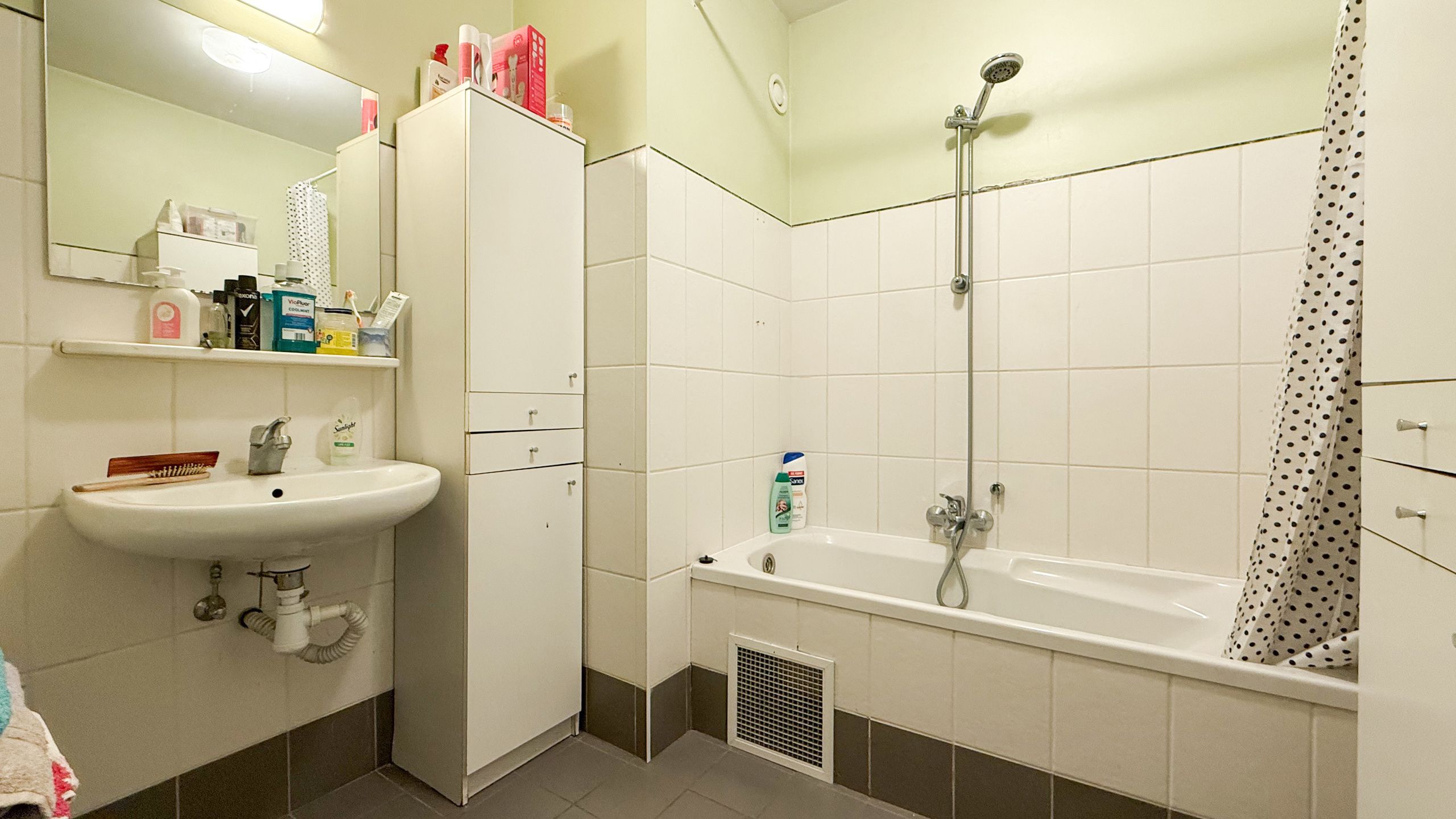 Instapklaar app 2-slpk. met 2 terrassen en garage in Heusden foto 21