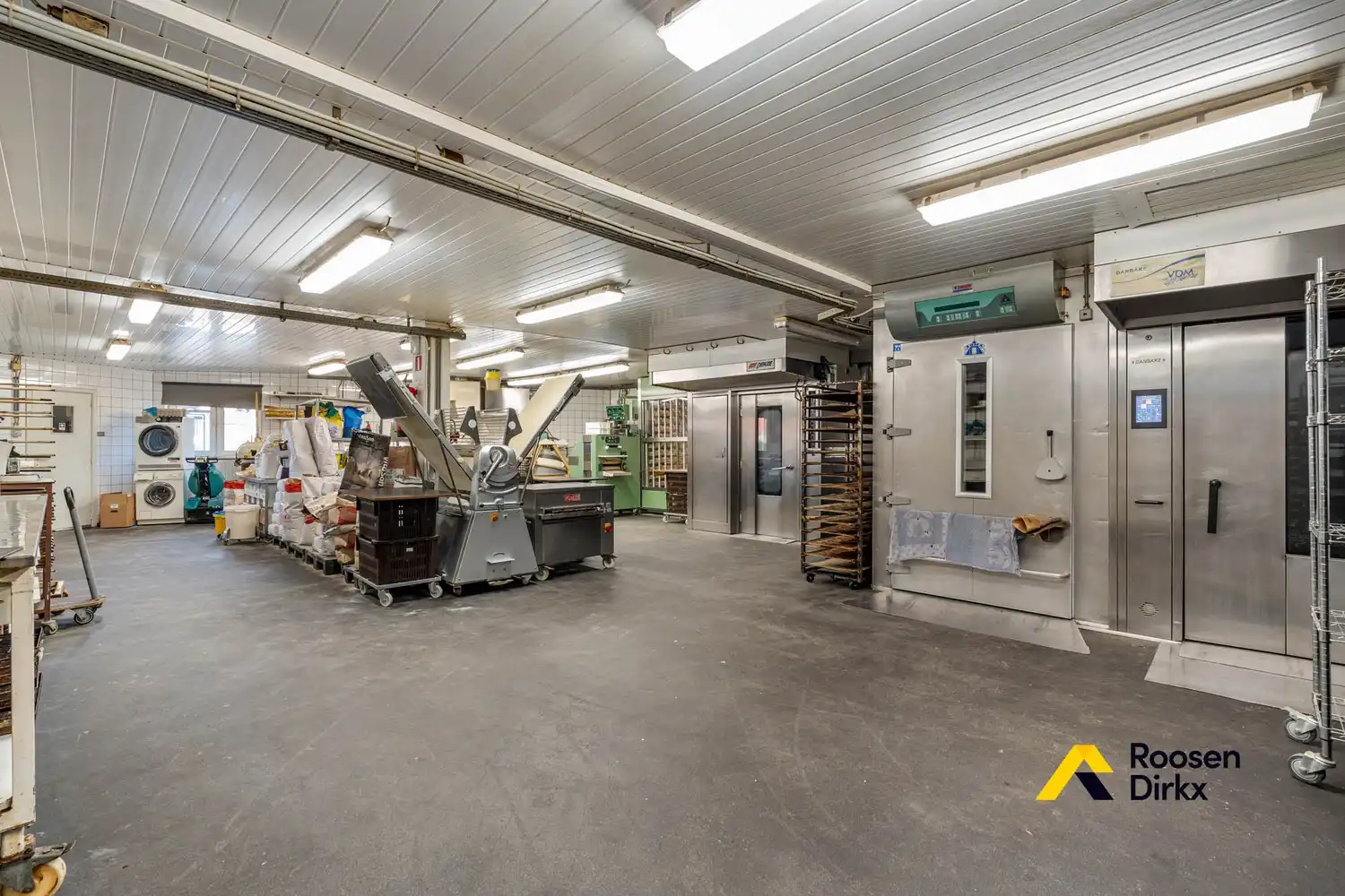 Bakkerij met luxe woonst en studio! foto 19