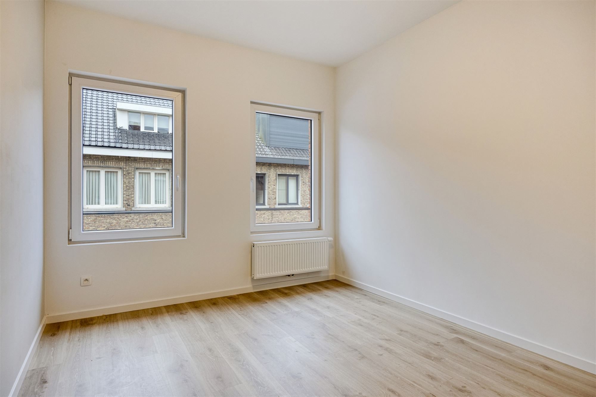 uniek gerenoveerde stadswoning met 4 slks en tuin foto 18