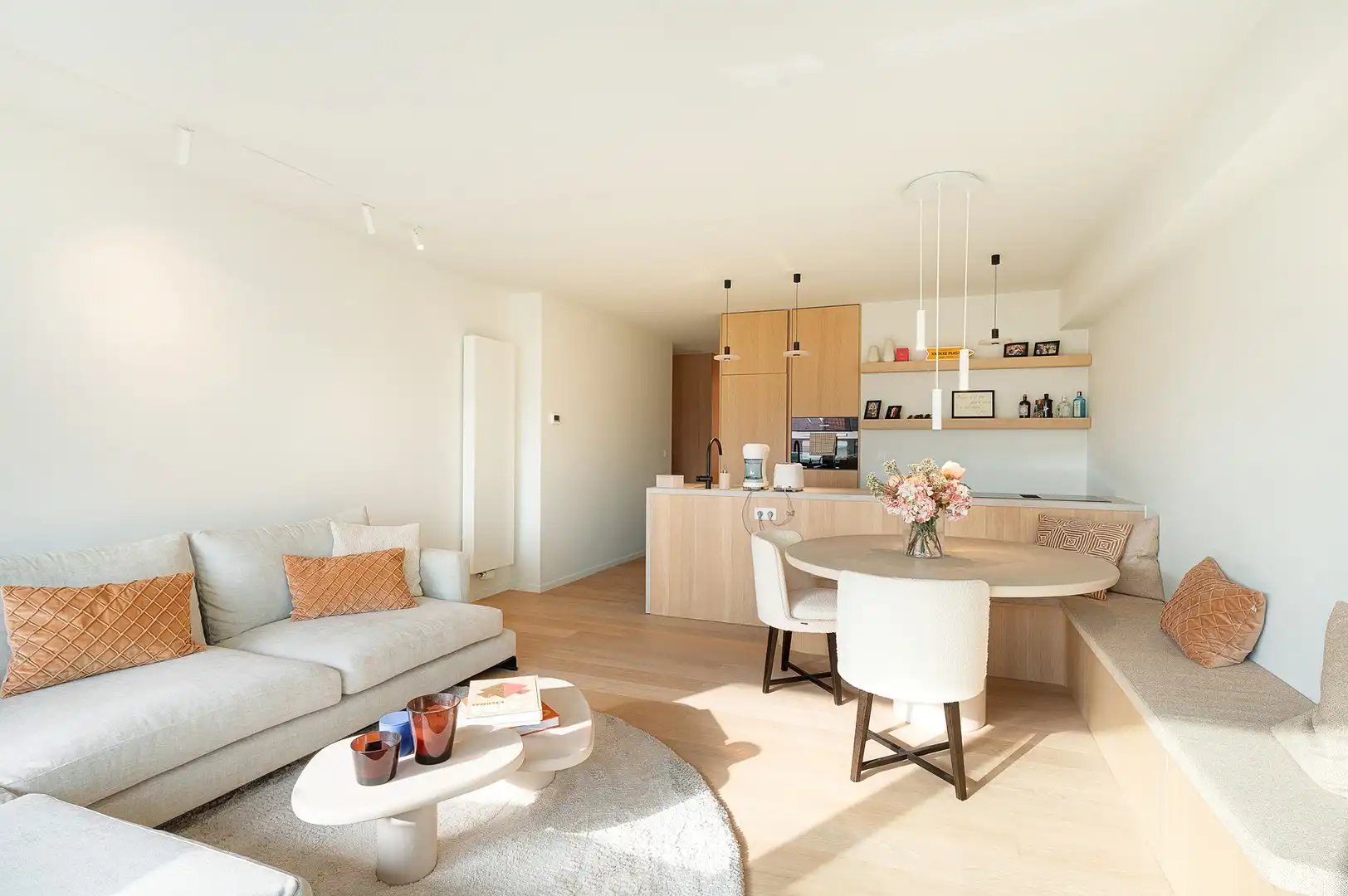 Mooi vernieuwd appartement met open uitzicht en 3 slaapkamers. foto 4