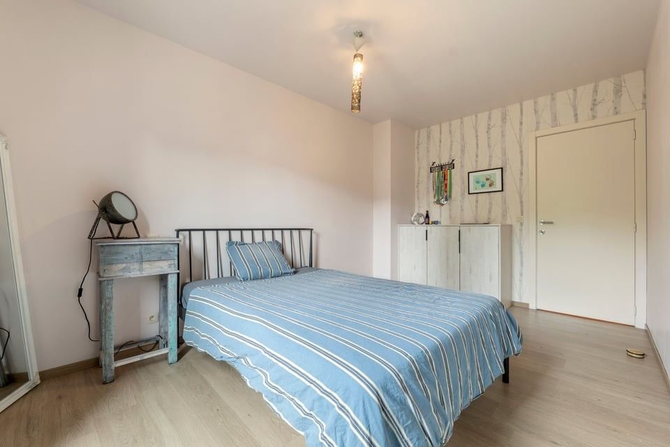 MODERN, KWALITATIEF EN LICHTRIJK APPARTEMENT MET UNIEK STUKJE DESIGN IN HARTJE TONGEREN foto 19