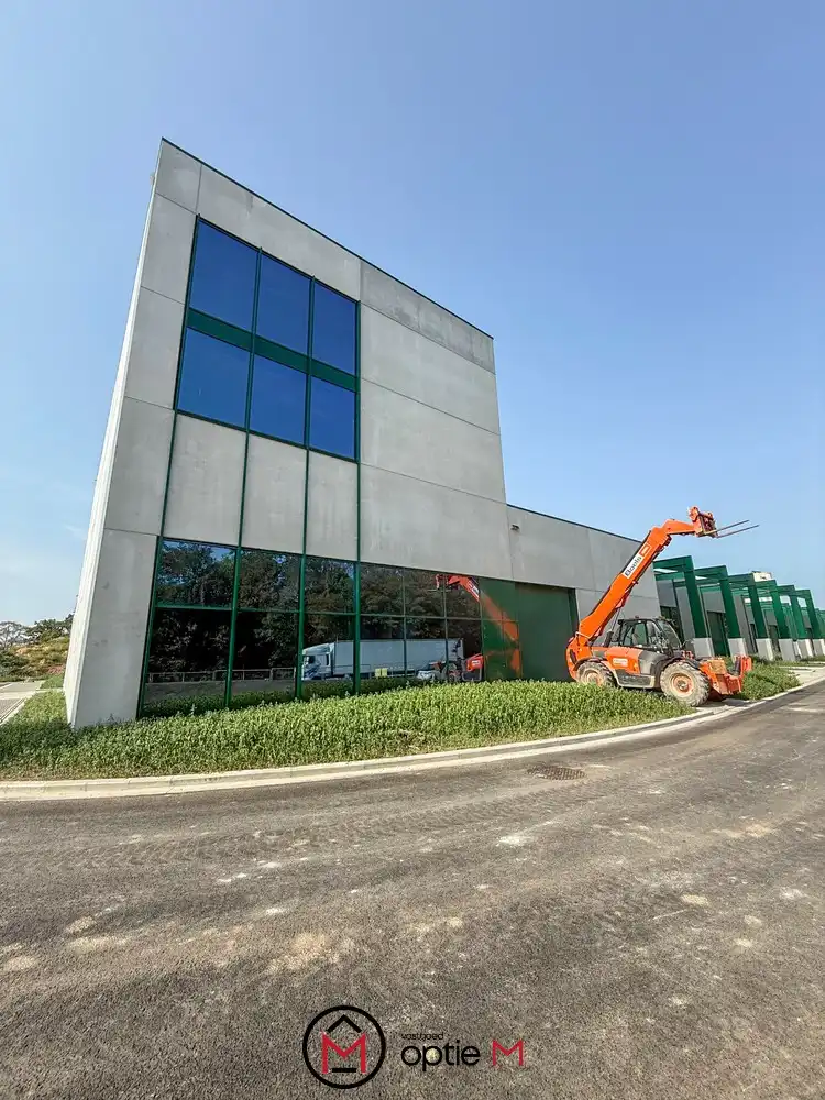 Ruime nieuwbouw KMO-unit foto 4