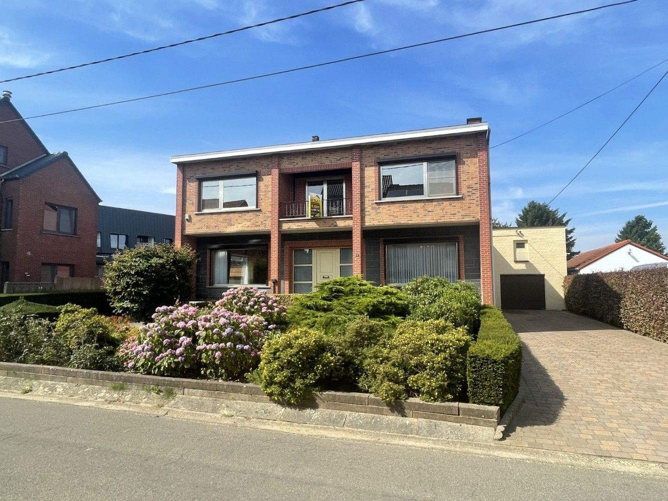 Ruime woning met 5 slaapkamers op perceel van 11a69ca! foto 4