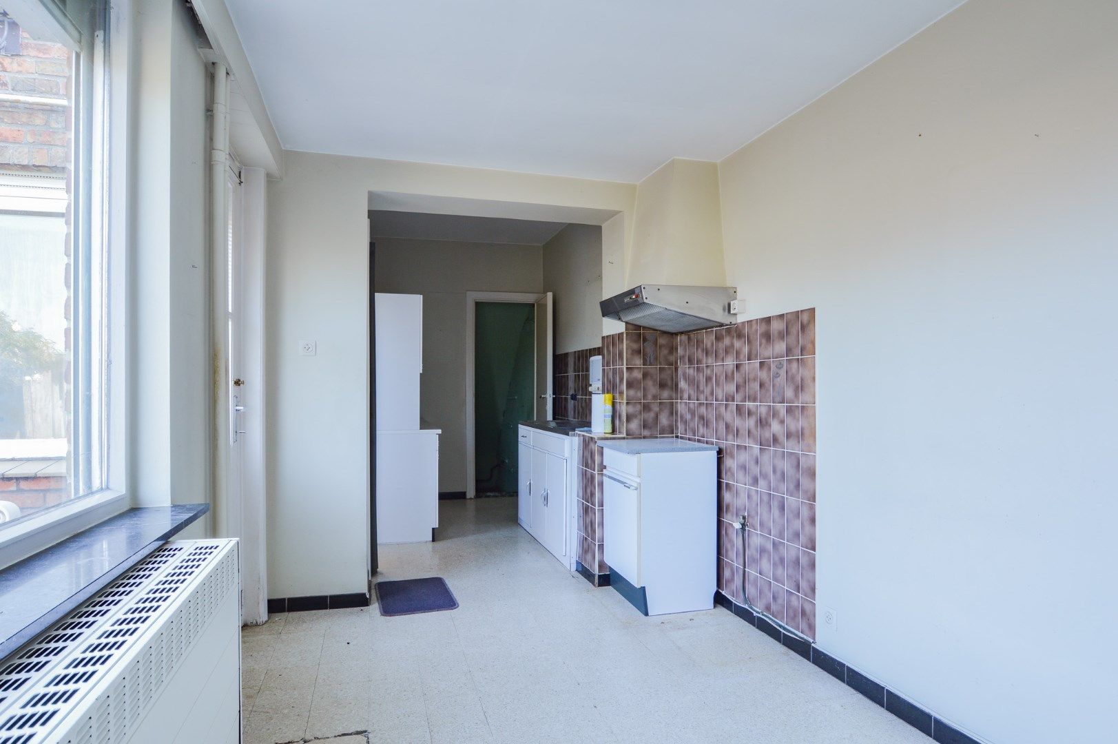 Ruime woning op rustige ligging in Eernegem foto 5