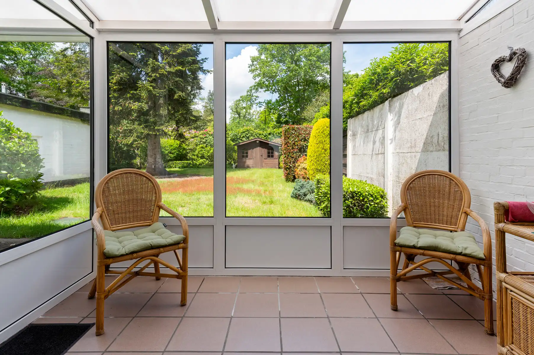 Te renoveren charmante woning op top locatie in Kapellen foto 10