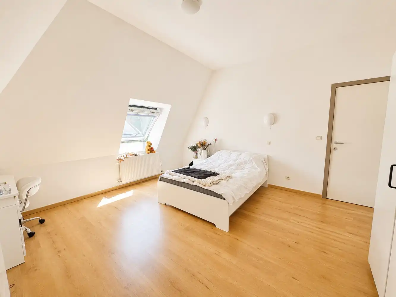UITZONDERLIJK RUIM DUPLEX APPARTEMENT (H.O.B) foto 8