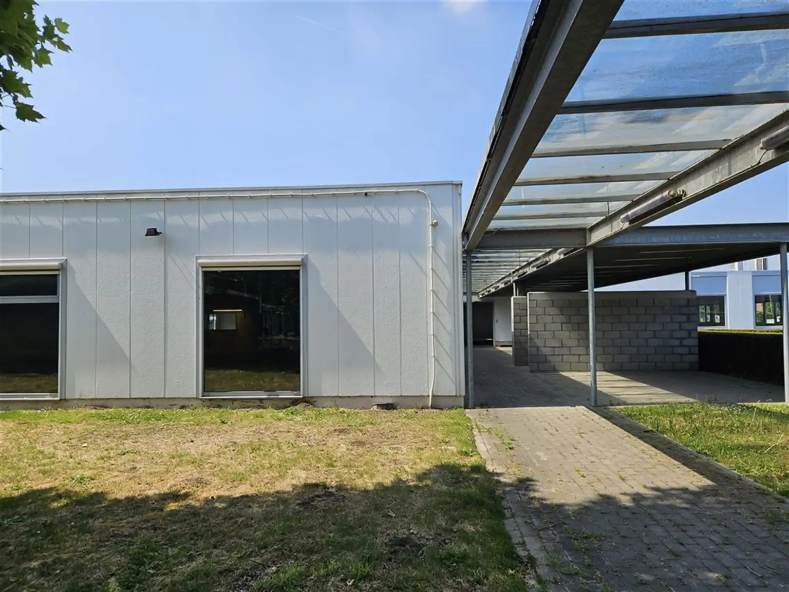 Polyvalente magazijnen/kantoren foto 10