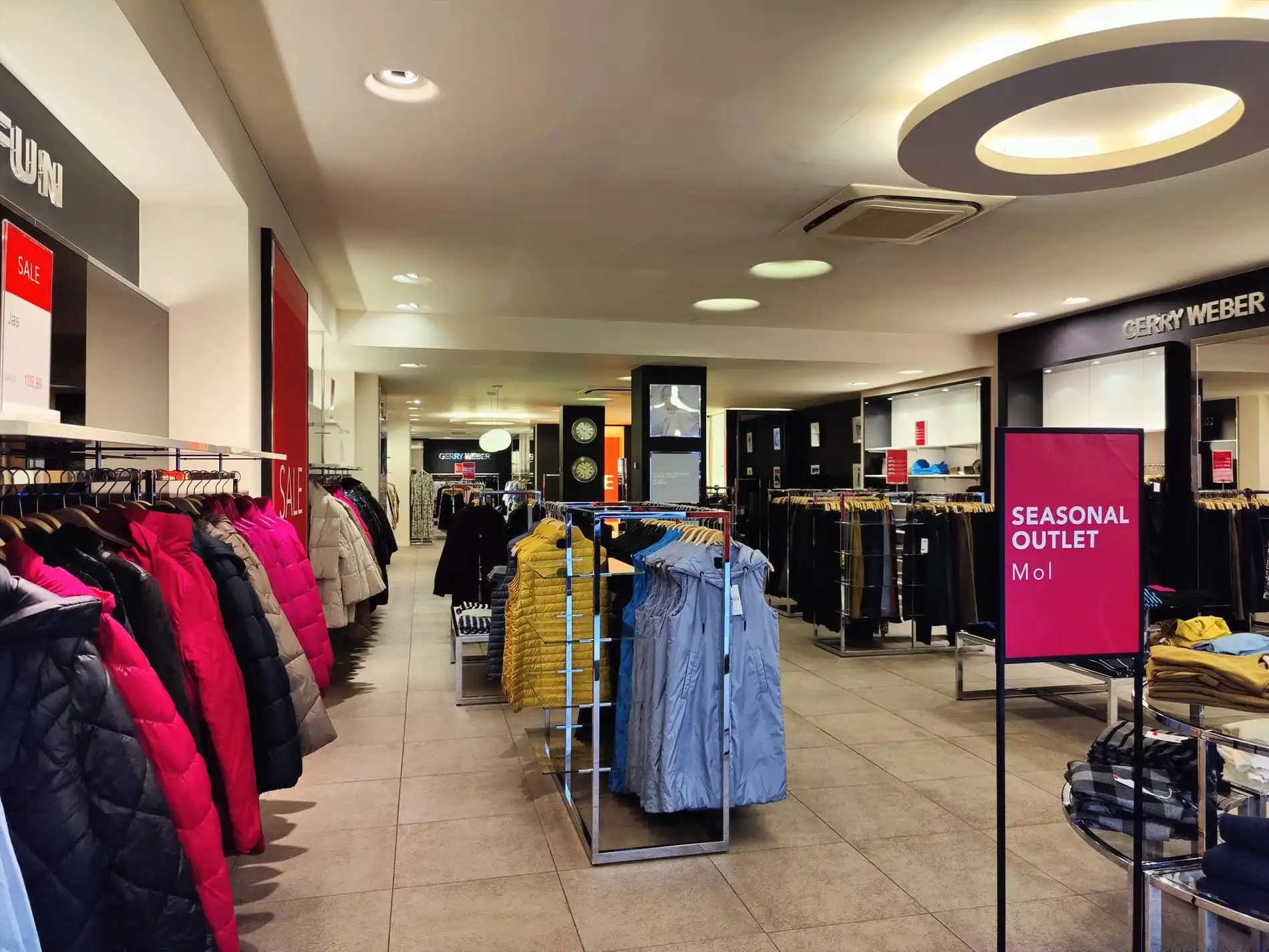 Handelspand in het centrum van Mol ! foto 4