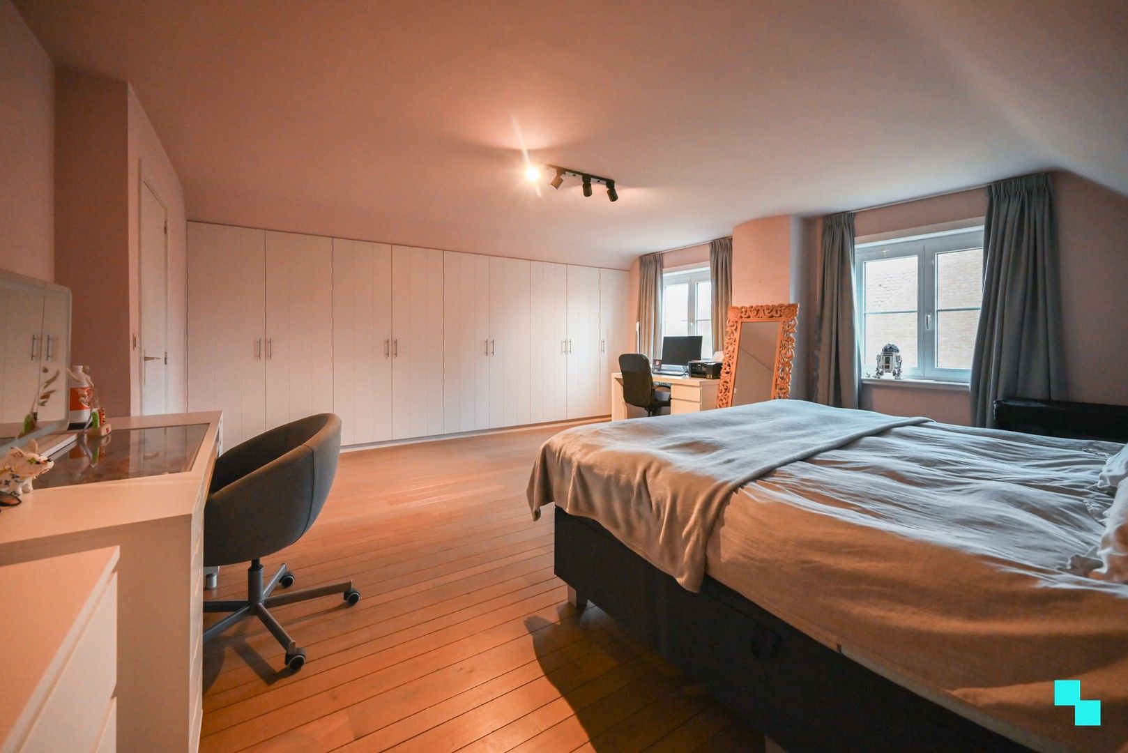 Gunstig gelegen eengezinswoning met vier slaapkamers te Izegem foto 28