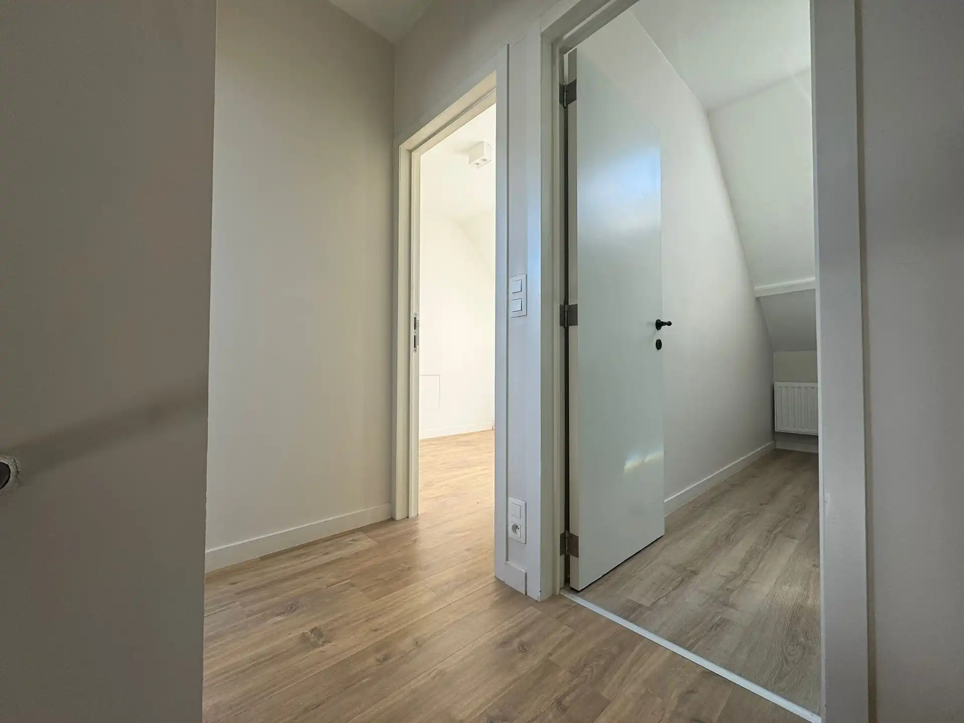 Gerenoveerde bel-etage in het volle stadscentrum foto 12