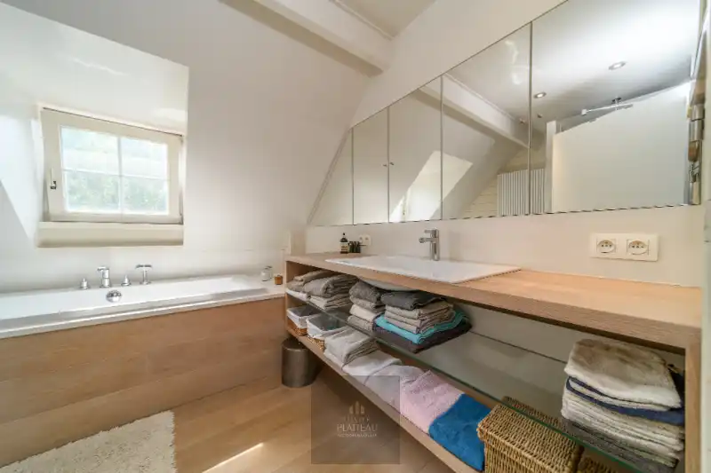 Charmante Mi Casa-villa op 1271m² op slechts 400 meter van zee. foto 26