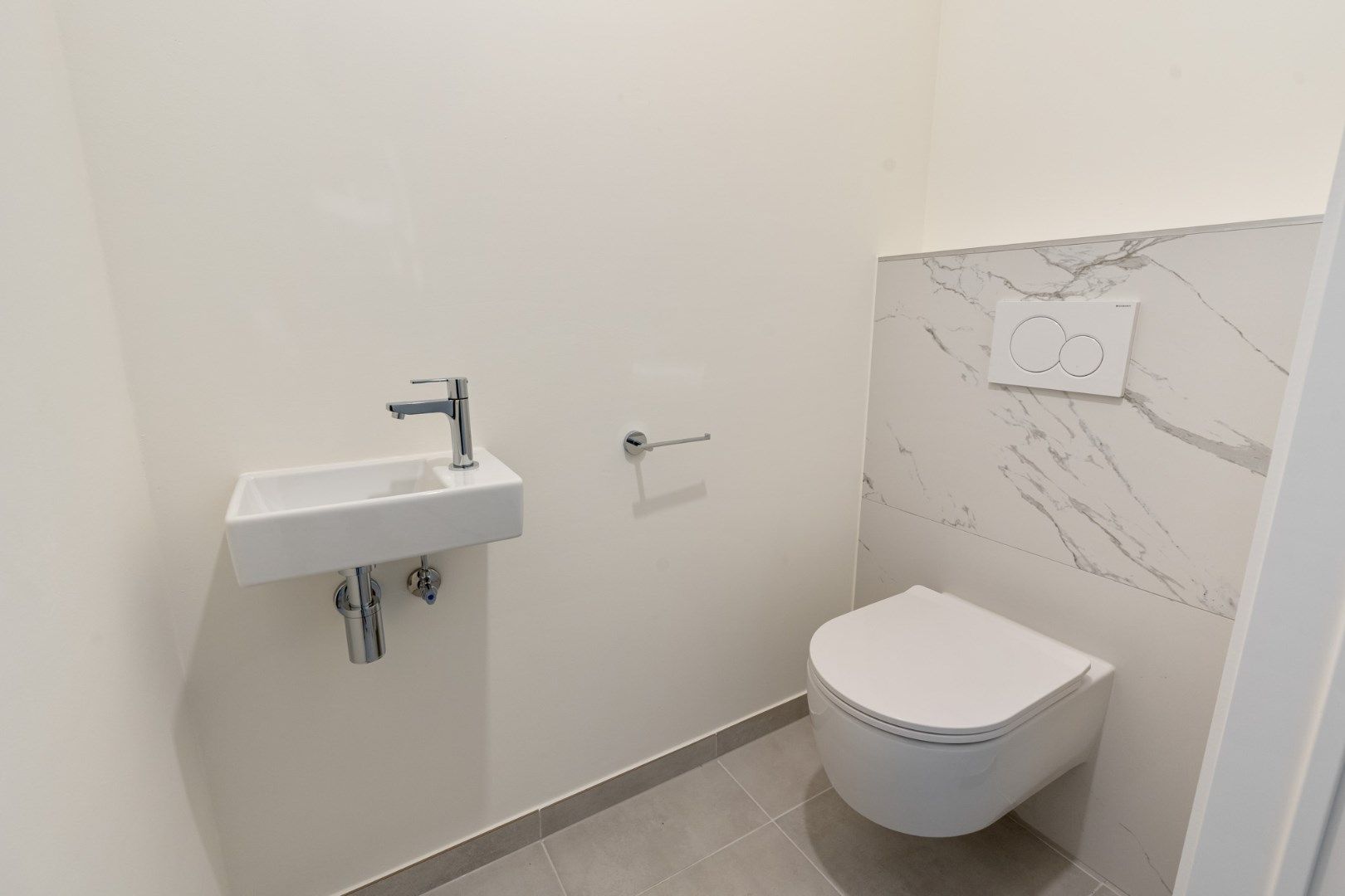 Stijlvol nieuwbouw gelijkvloers appartement in centrum Zonhoven met 3 slaapkamers + groot terras - Rolstoeltoegankelijk foto 15