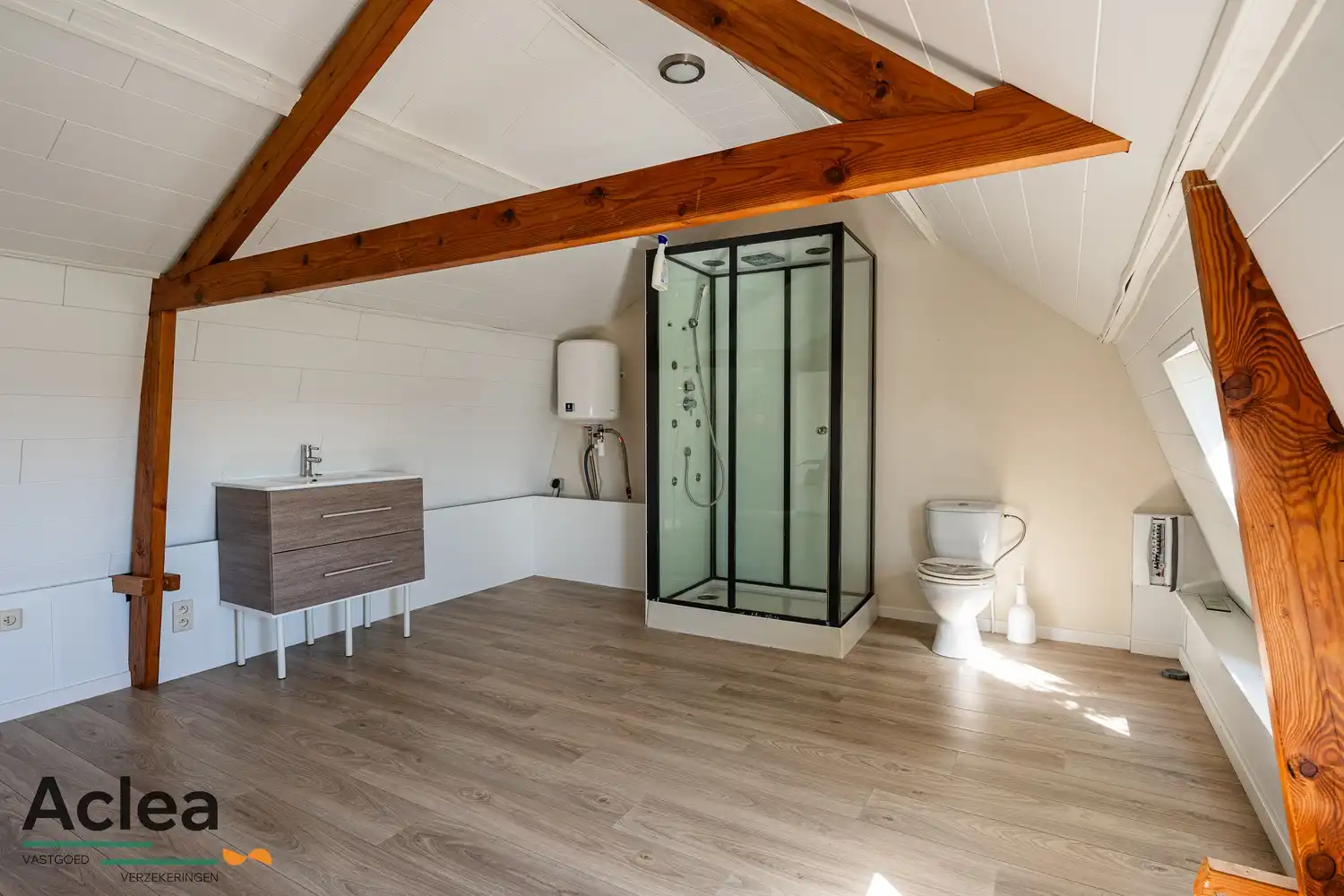 Dijkwoning met prachtig vergezicht foto 20