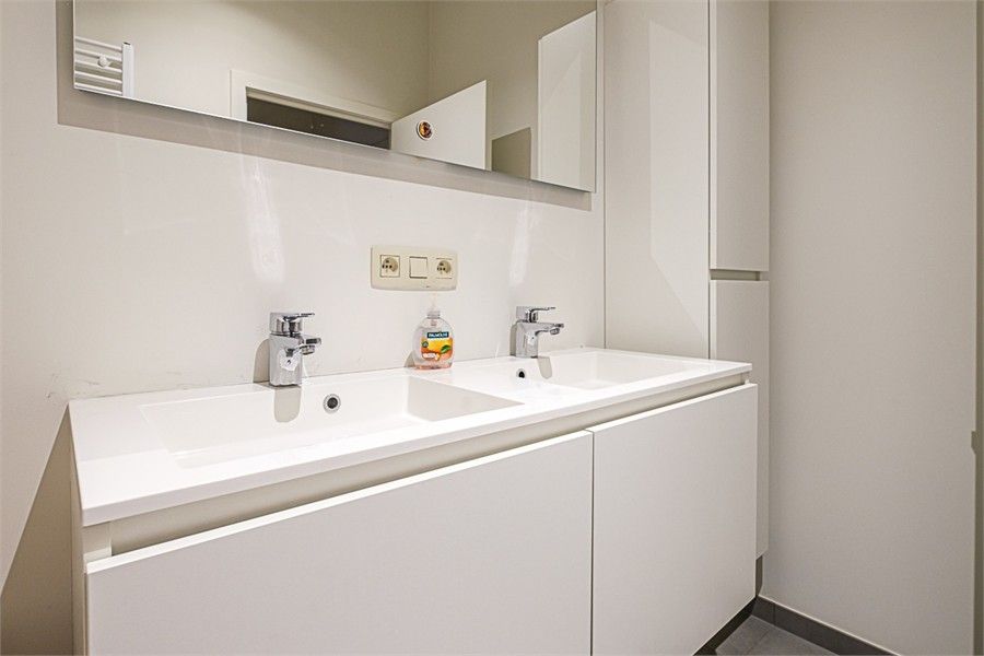 VOLLEDIG GEMEUBELDE WONING TE HUUR VLAKBIJ HET CENTRUM VAN SINT-TRUIDEN foto 20