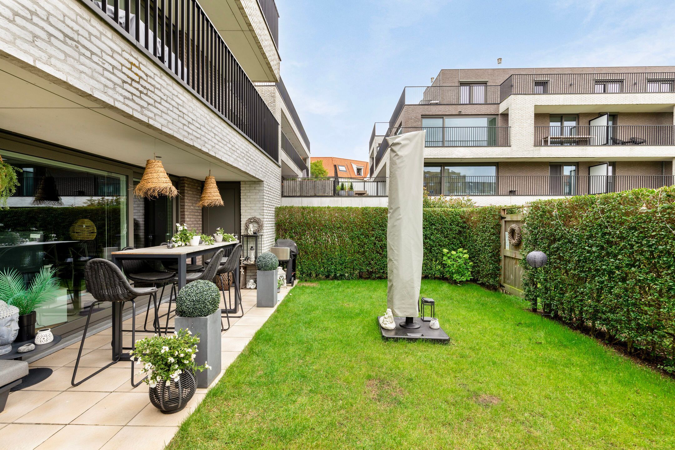 Gelijkvloers Appartement met Tuin, Terras, Kelder foto 14