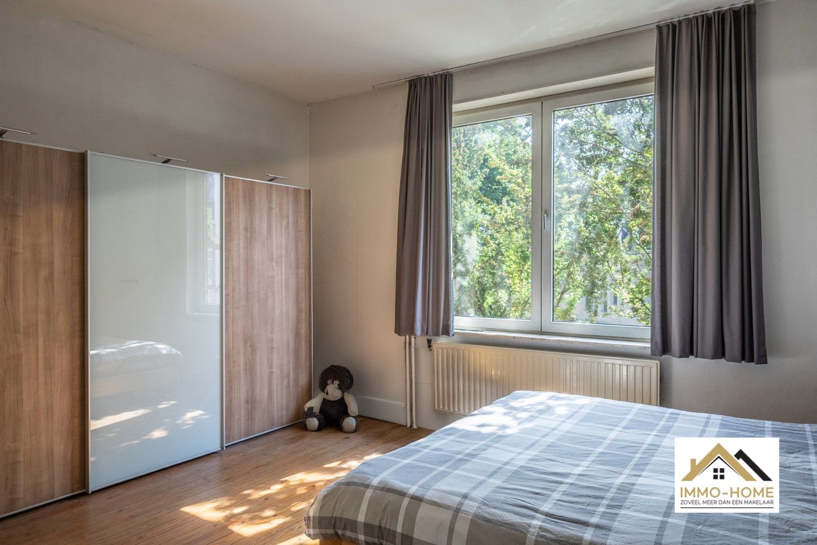 Zeer ruim herenhuis te centrum Gent foto 14