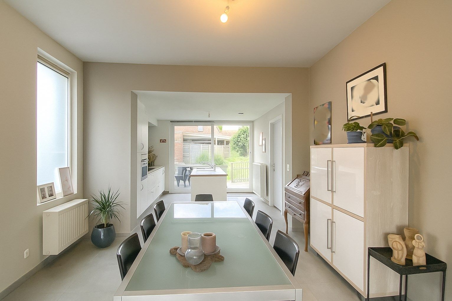 RUIME GEZINSWONING MET 3 SLPKS | TUIN EN STAANPLAATS foto 4