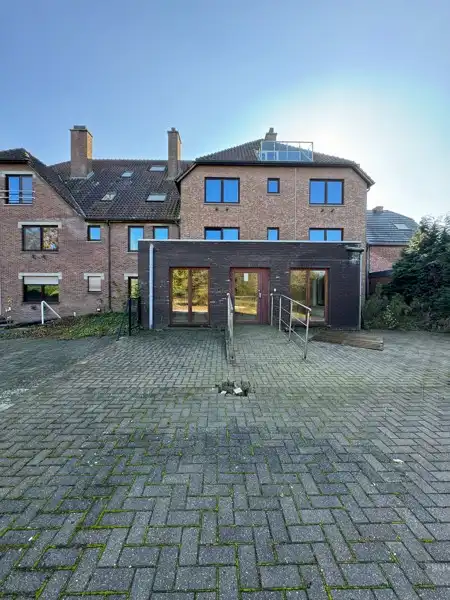 Projectgrond voor meerdere woningen op een topligging. foto 11