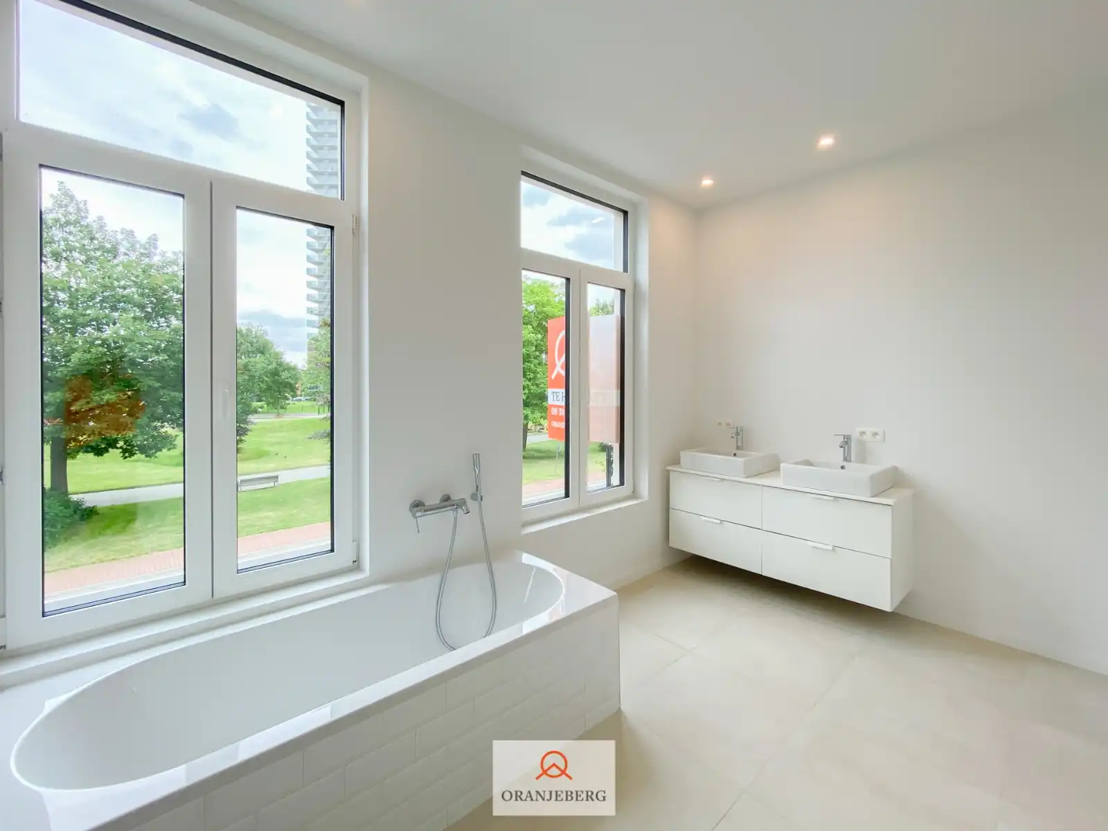 Woning met 3 slpk's en koer foto 17
