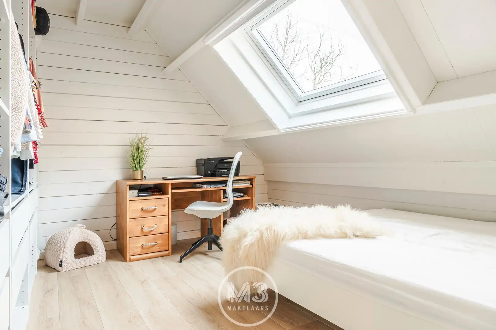 Instapklare open bebouwing met gezellige tuin in Wintam foto 14