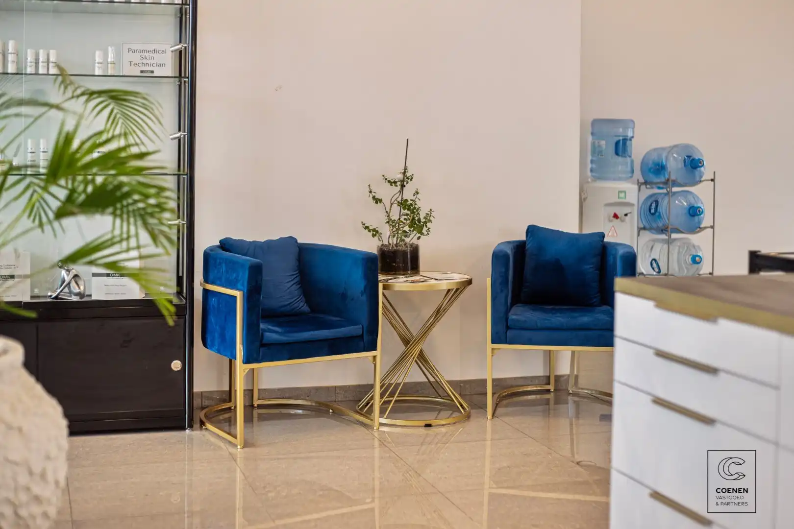 Prachtige handelsruimte met een bruikbare oppervlakte van 355 m² op een SCHITTERENDE locatie te Berchem foto 5