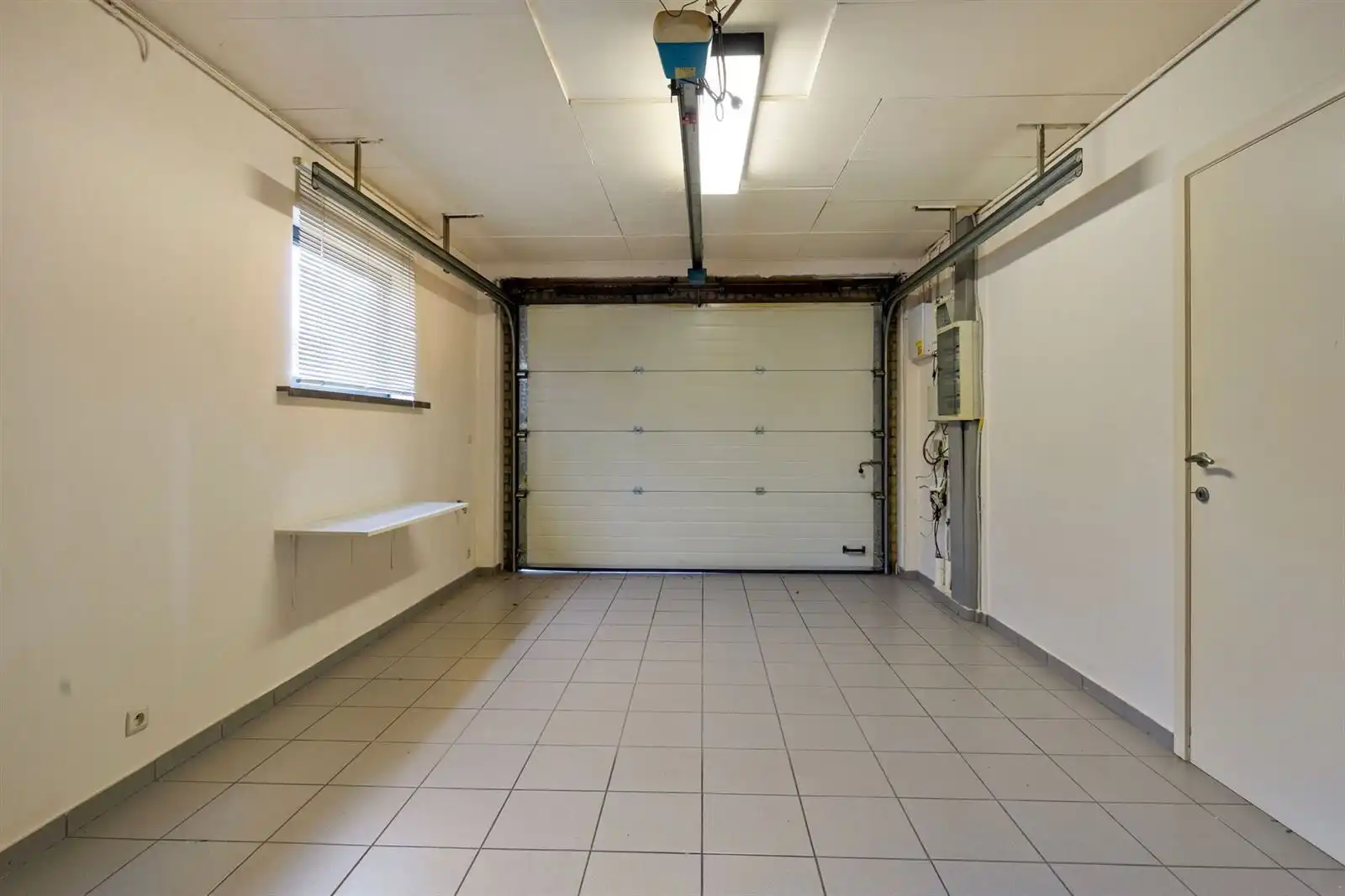 Instapklare villa met 4 kamers en garage op 6a 79ca foto 11