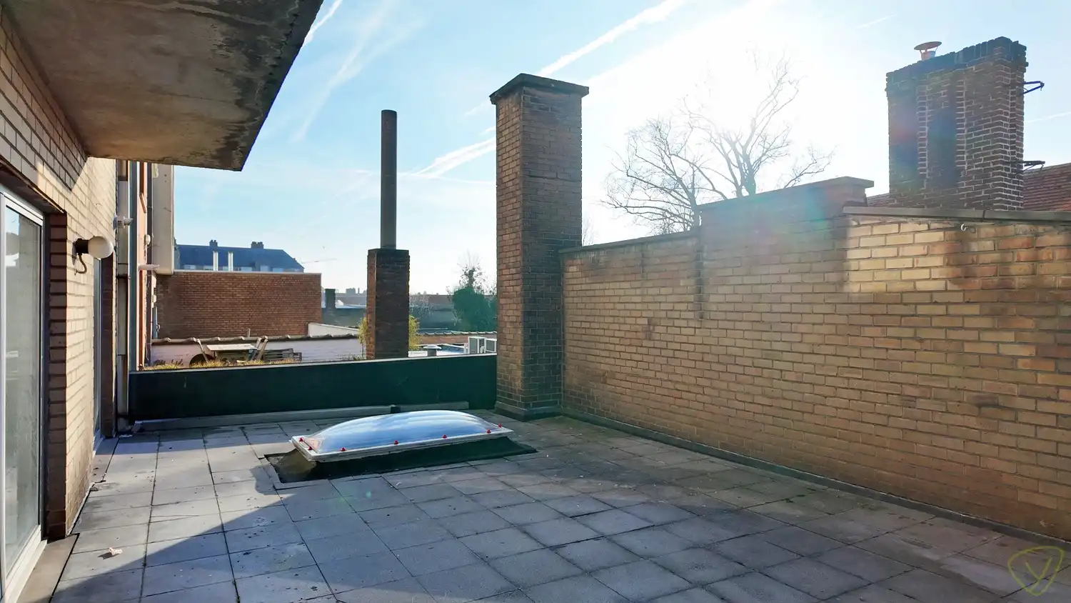 Lichtrijk en ruim 3-slaapkamerappartement op centrale ligging foto 12