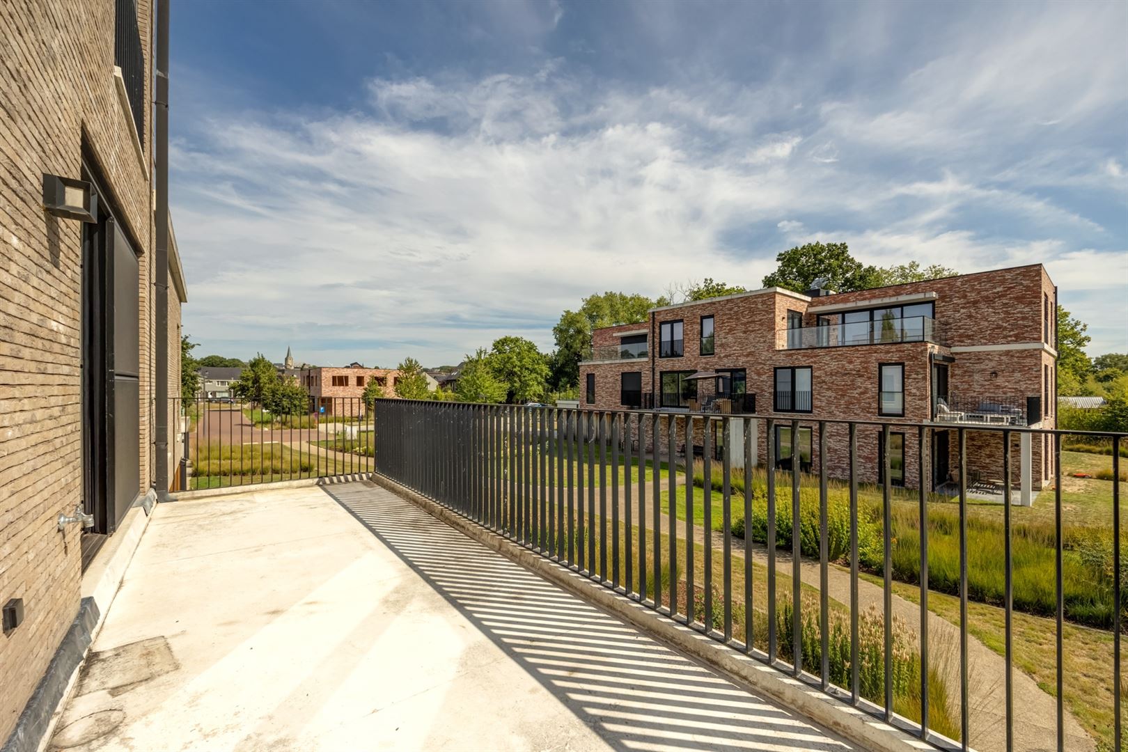 Recent appartement op topligging! foto 14