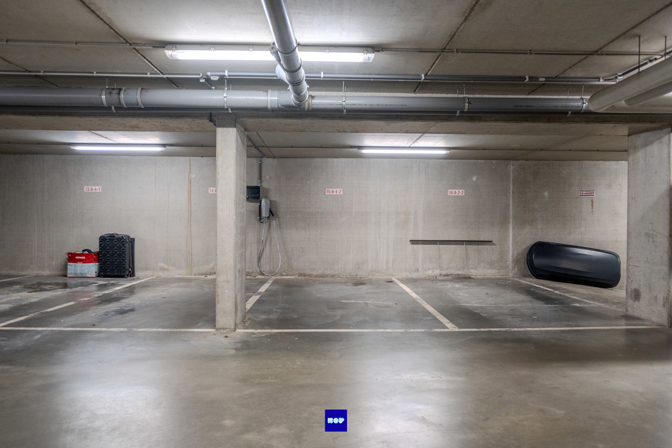 Veilig en zorgeloos parkeren aan het bruisende Eilandje! foto 6