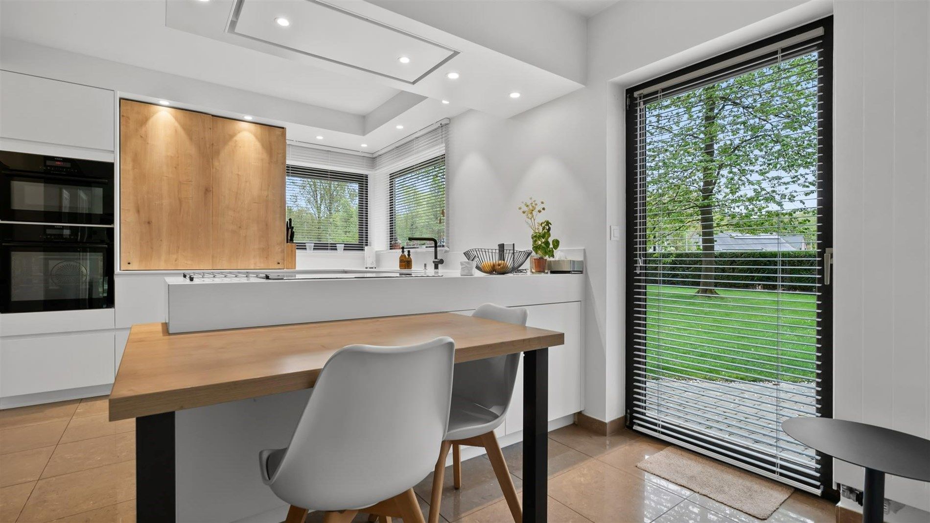 Zeer rustig gelegen villa met 3 ruime slpks en 2 bureaus op 25a te Tremelo  foto 10