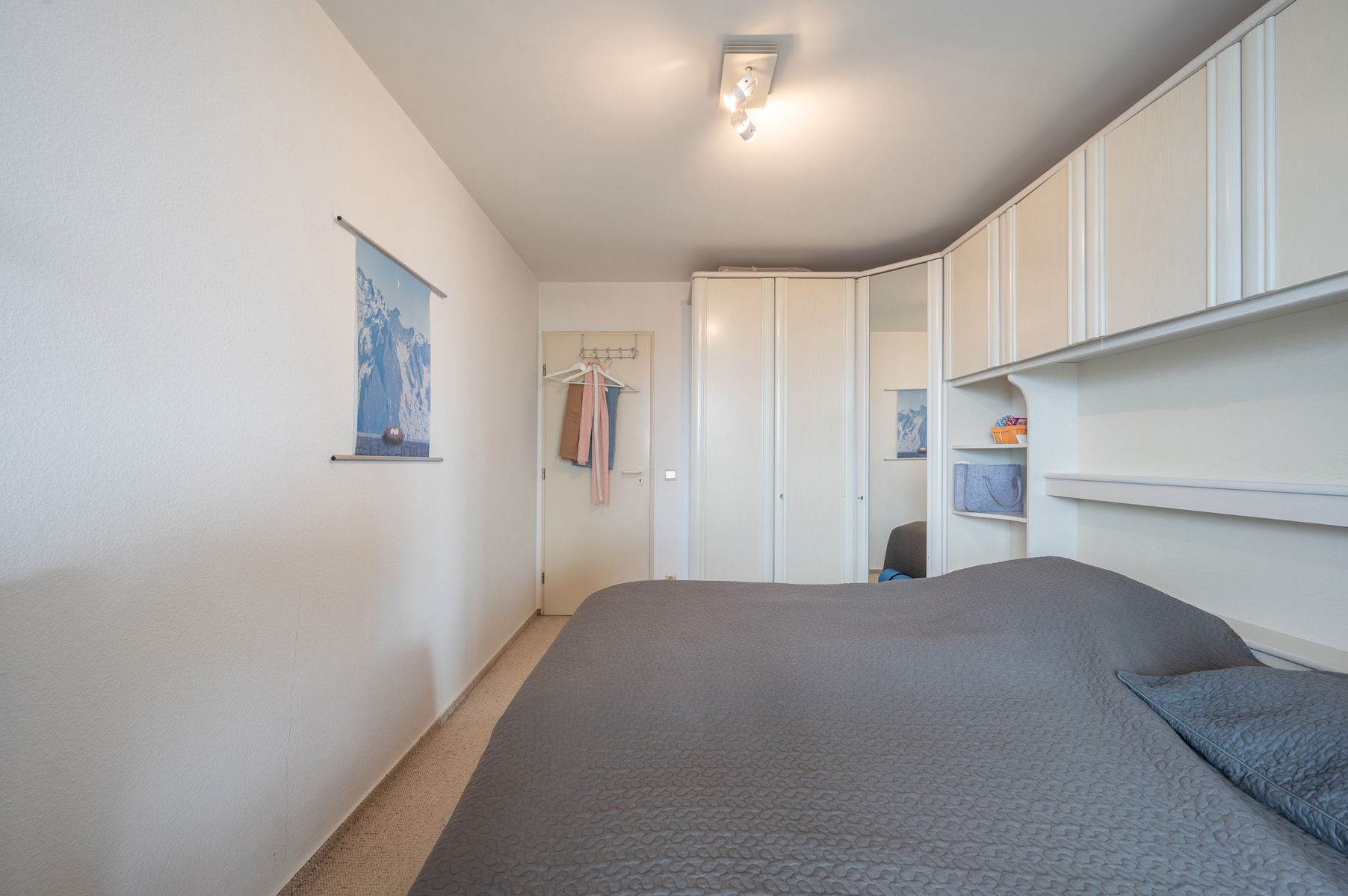 Ruim tweeslaapkamer appartement met prachtig frontaal zeezicht!  foto 8