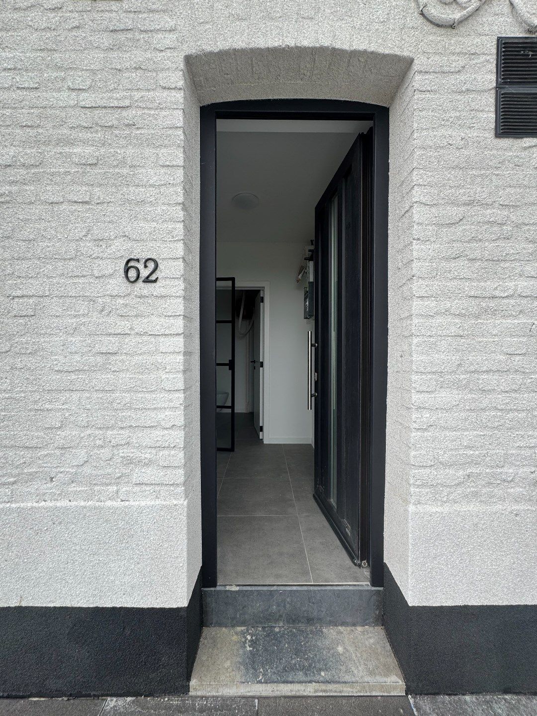 Volledig gerenoveerde, instapklare woning in Grimbergen – EPC A! zonnepanelen, warmtepomp! foto 2