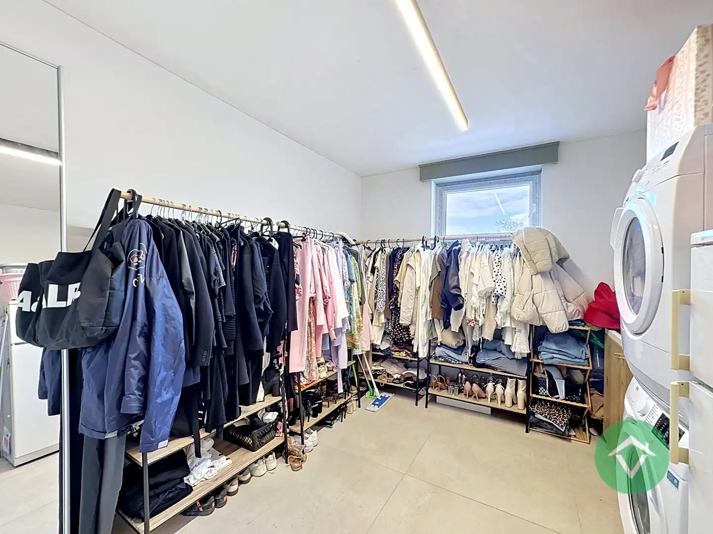 Instapklare woning met 4 slaapkamers en tuin te huur in Roeselare foto 18