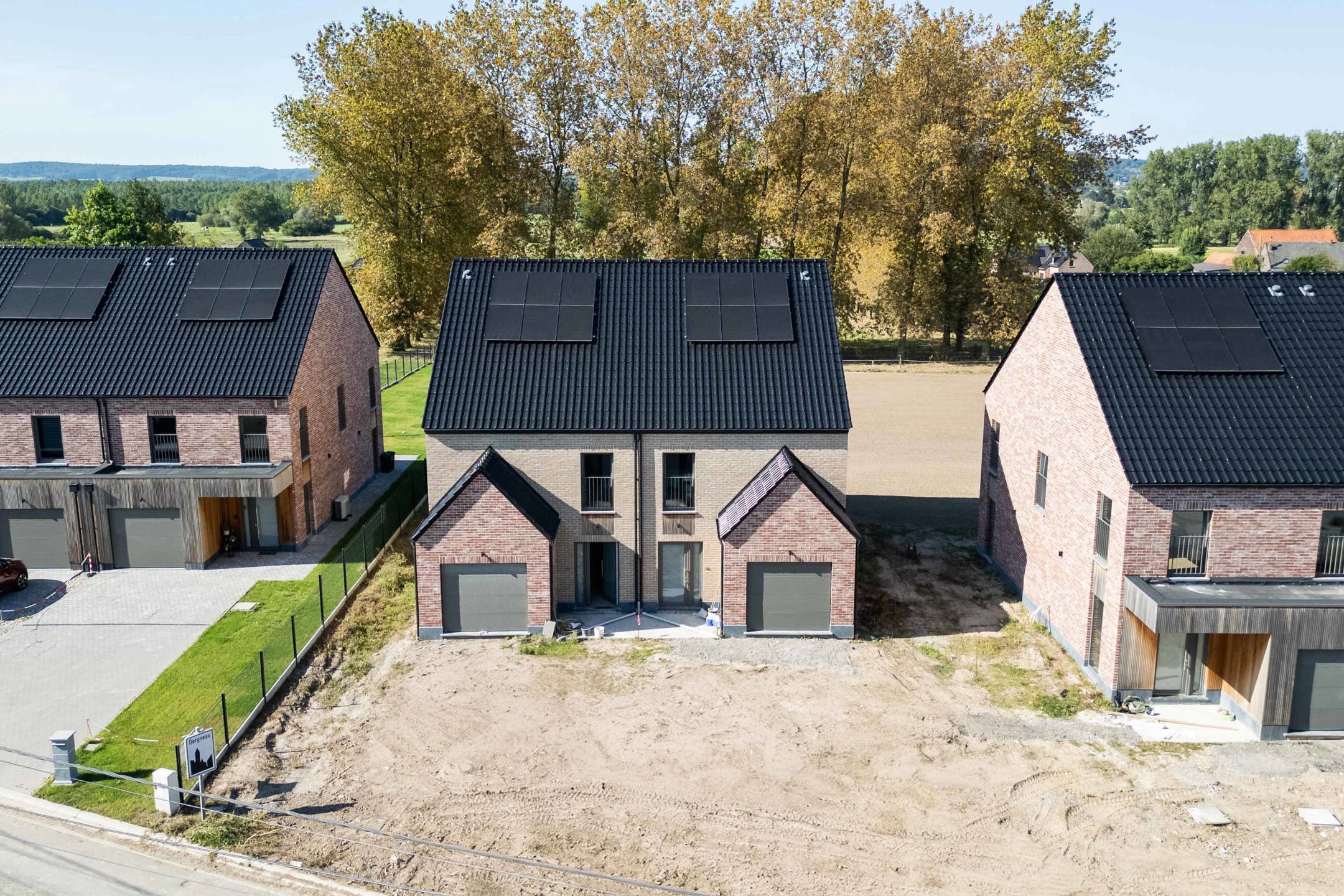 Prachtige nieuwbouwwoning omringd door groen en natuur. foto 17