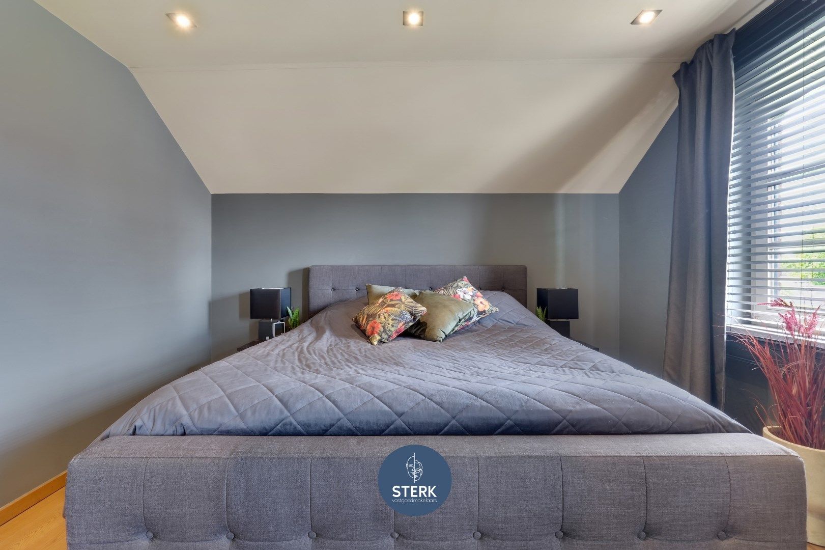 STIJLVOLLE VILLA MET HOOG WOONCOMFORT EN UITZONDERLIJKE TUIN TE REKEM !  foto 22